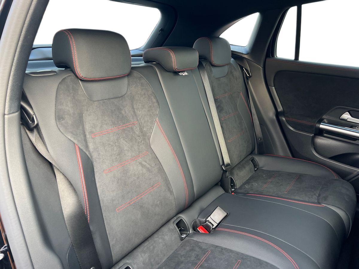 Mercedes-Benz GLA 200 d automatic