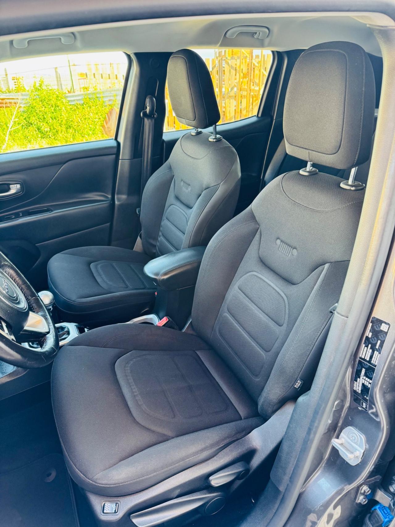 Jeep Renegade 1.6 Mjt DDCT 120 CV Limited