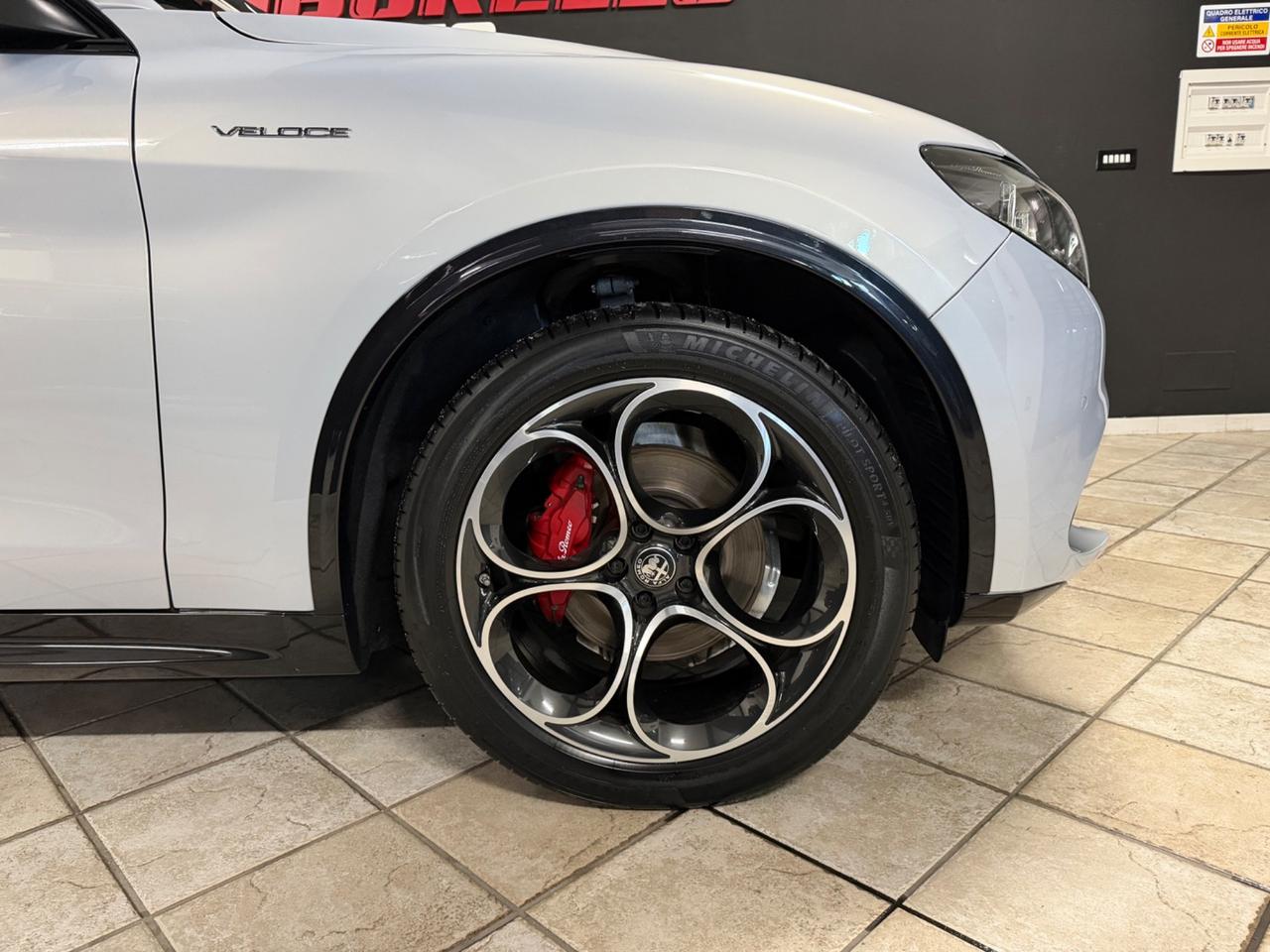 Alfa Romeo Stelvio 2.2 Turbodiesel (210) AT8 Q4 Veloce