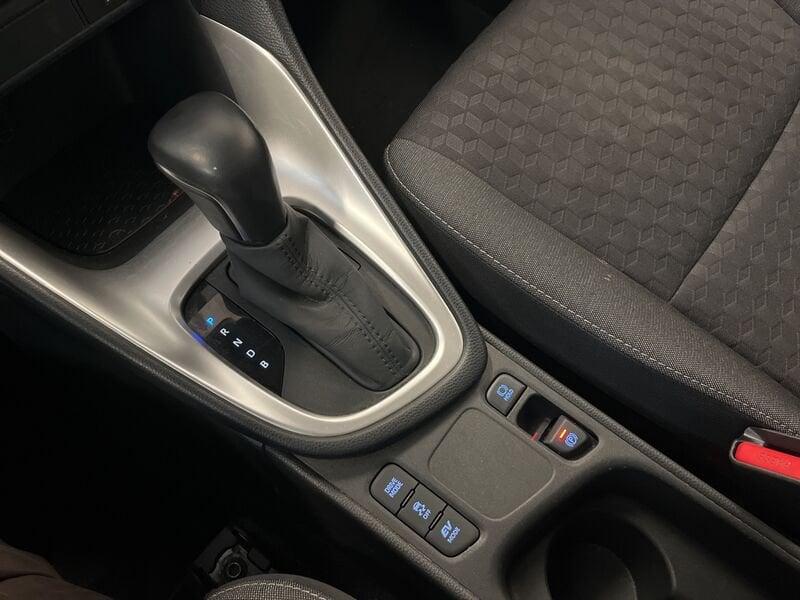 Toyota Yaris Hybrid Trend MY22