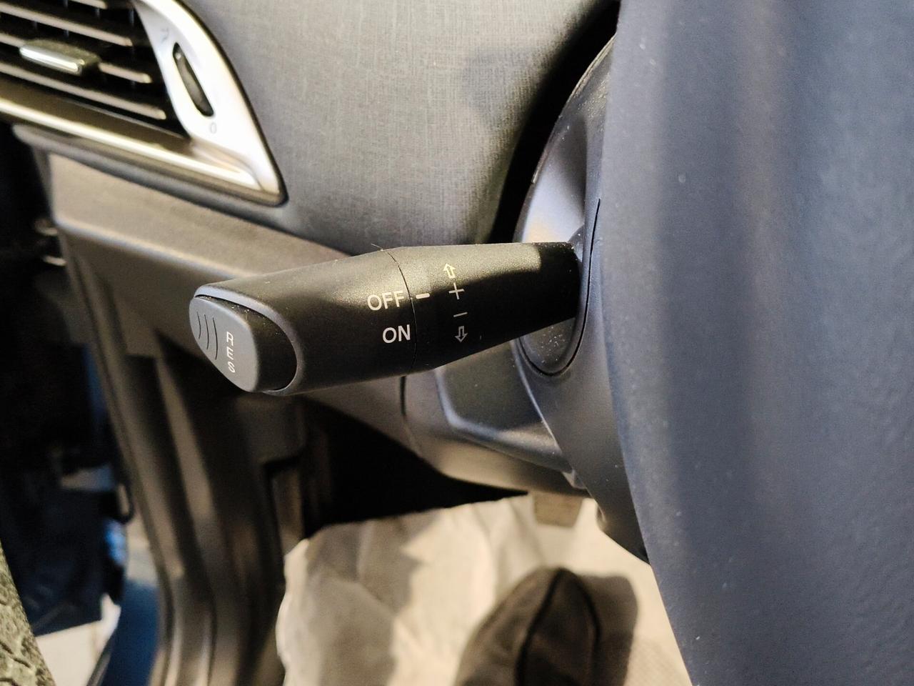 Lancia Ypsilon 1.0 FireFly 5 porte S&S Hybrid Ecochic Gold