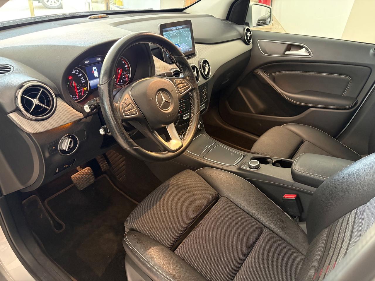 MERCEDES CLASSE B 200 D AUTOMATIC PREMIUM