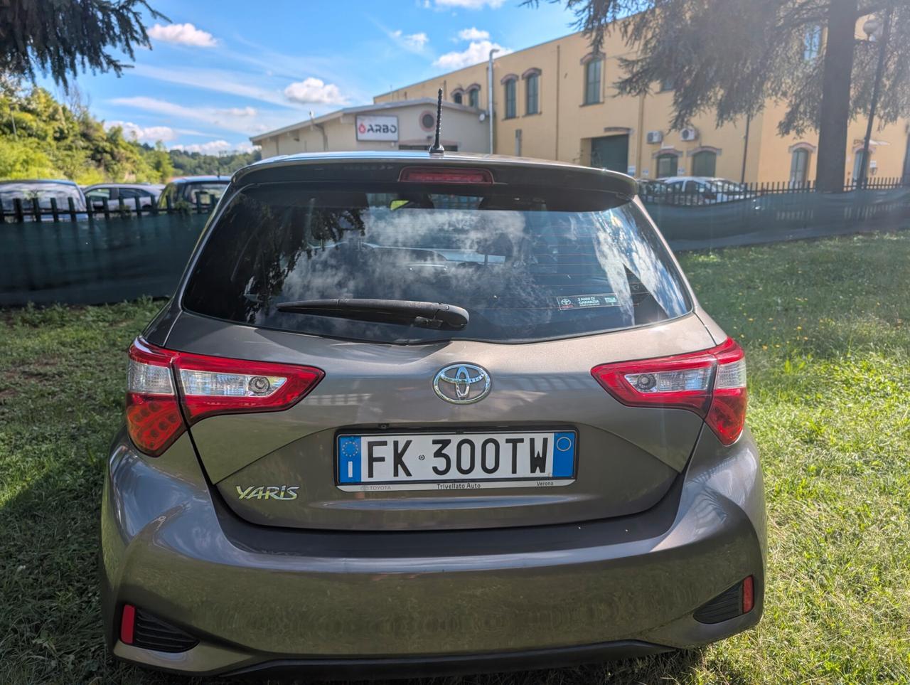 Toyota Yaris 1.0 5 porte Lounge UNICO PROPRIETARIO