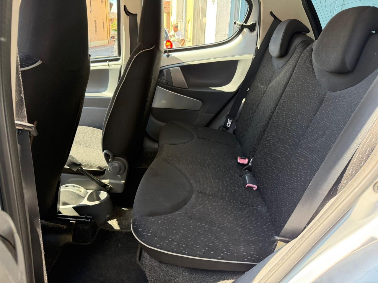 Peugeot 107 1.0 68CV 5p. Desir