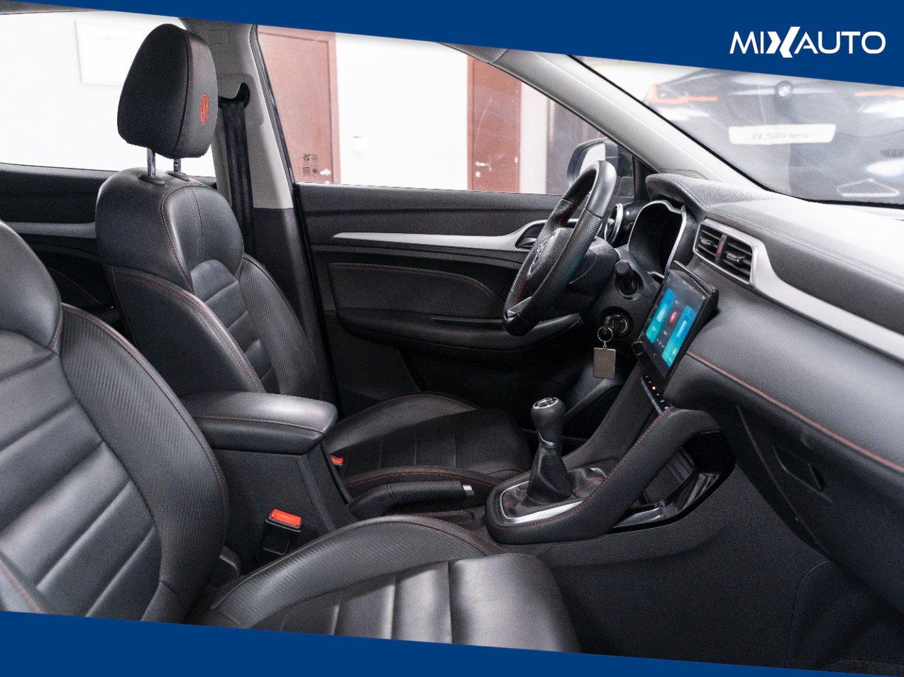 MG ZS 1.5L 5MT Luxury