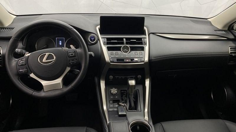 Lexus NX I 2018 300h 2.5 Premium 4wd cvt