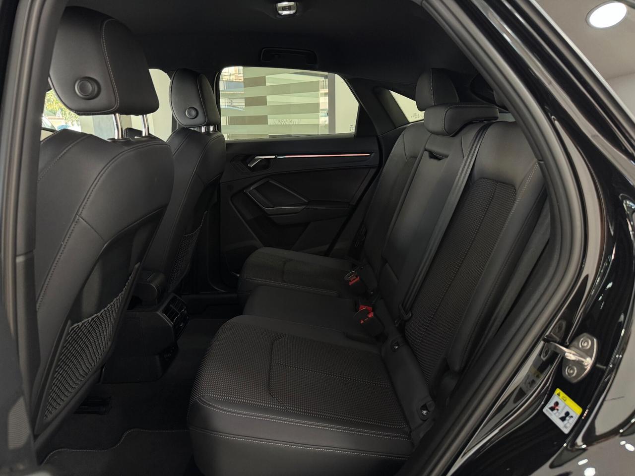 Audi Q3 SPB 35 TDI S tronic S Line Identity Black