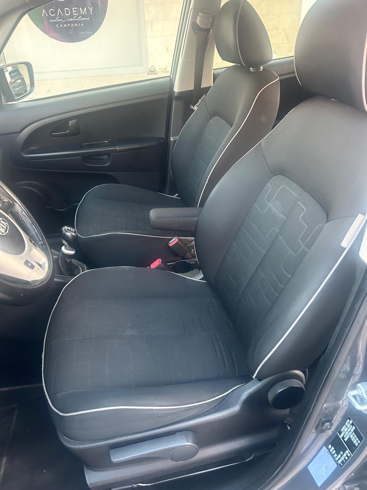 Kia Venga 1.4 CRDi 90CV WGT EX