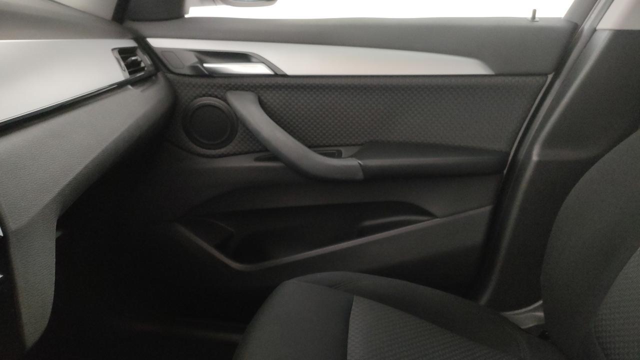 BMW X1 sdrive18d Business auto my18