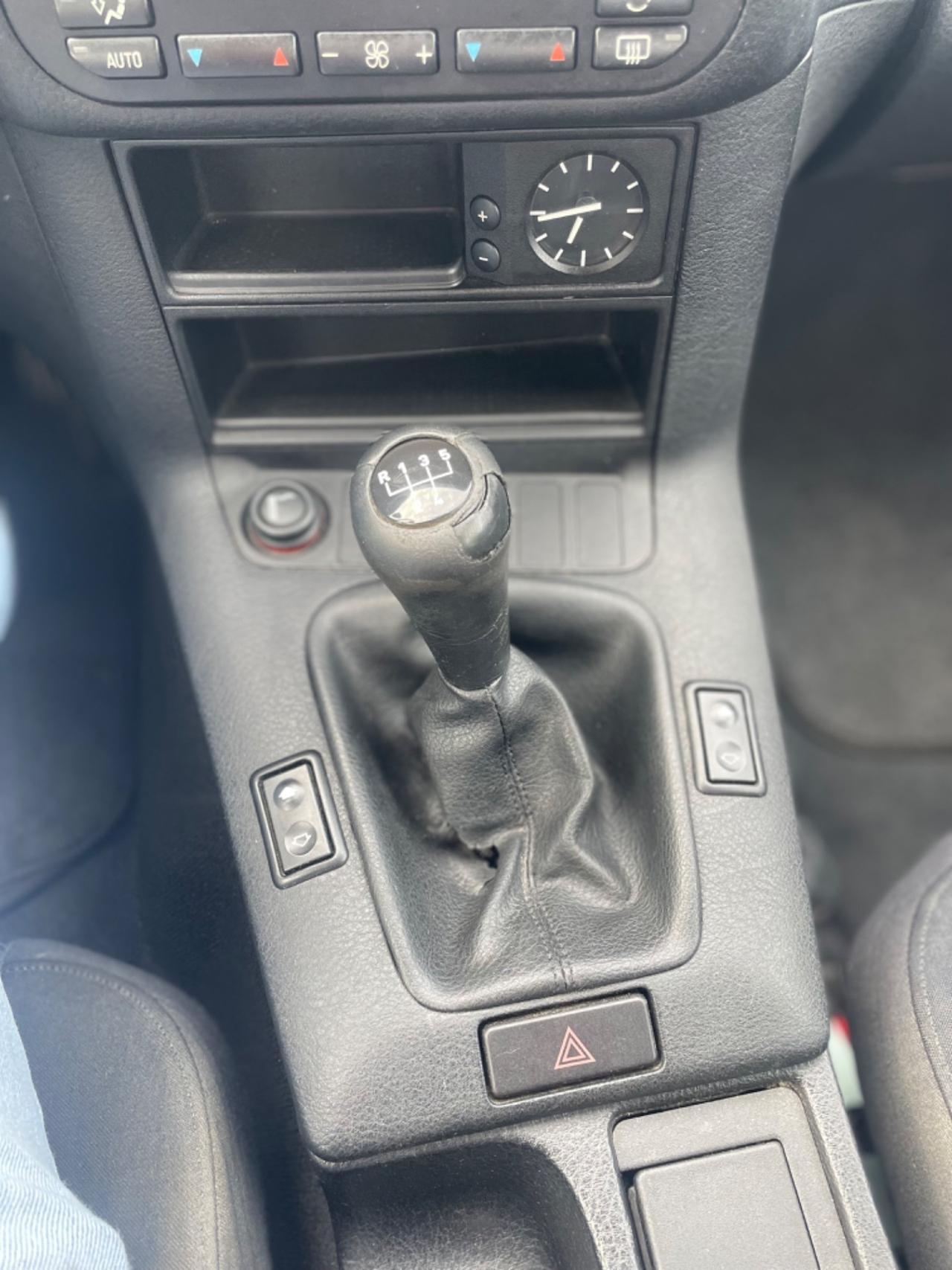 Bmw 318 318is 1.9 16V cat Coupé