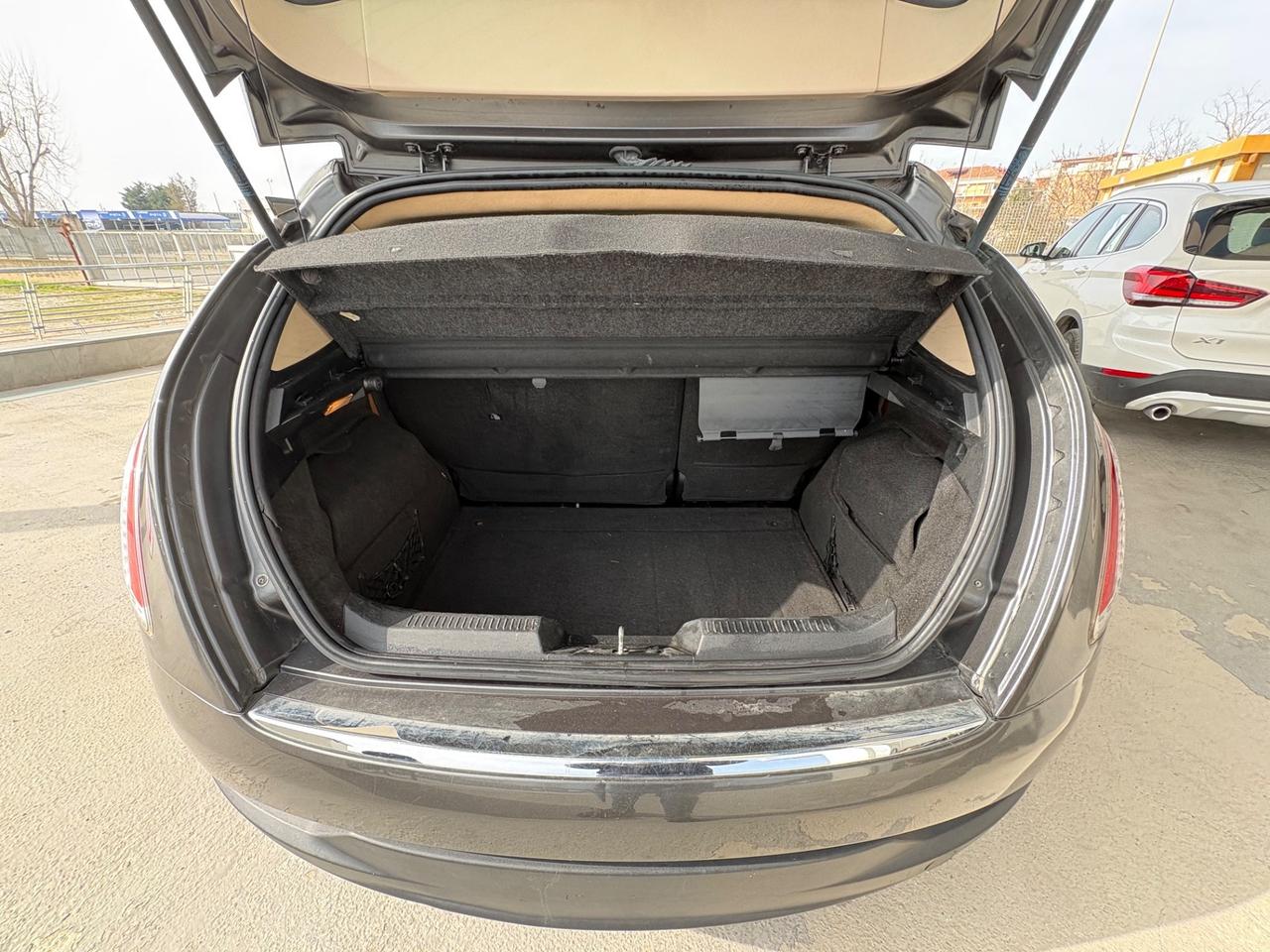 Lancia Delta 2.0 MJT DPF Oro