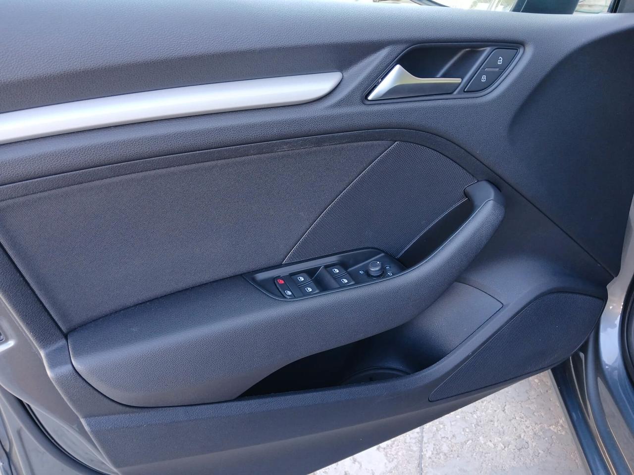 Audi A3 SPB 35 TDI S tronic Business