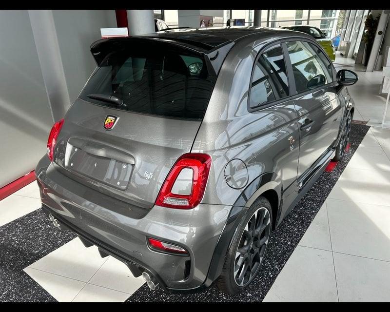 Abarth 695 1.4 Turbo T-Jet 180 CV Tributo 131 Rally