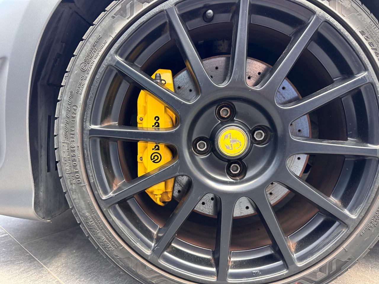 Abarth 595 C 1.4 Turbo T-Jet 180 CV Competizione
