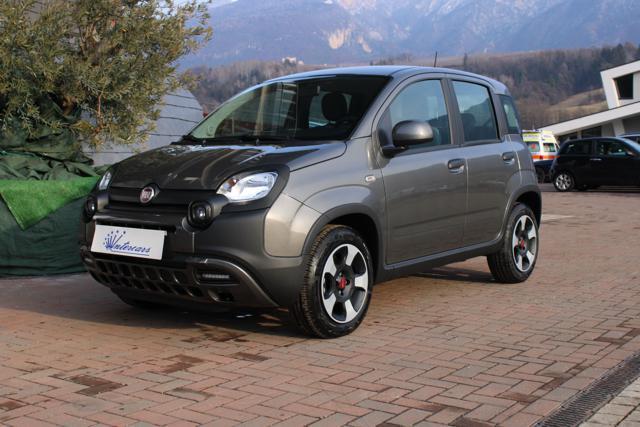 FIAT Panda 1.0 Hybrid City Cross Clima auto-DAB 7"