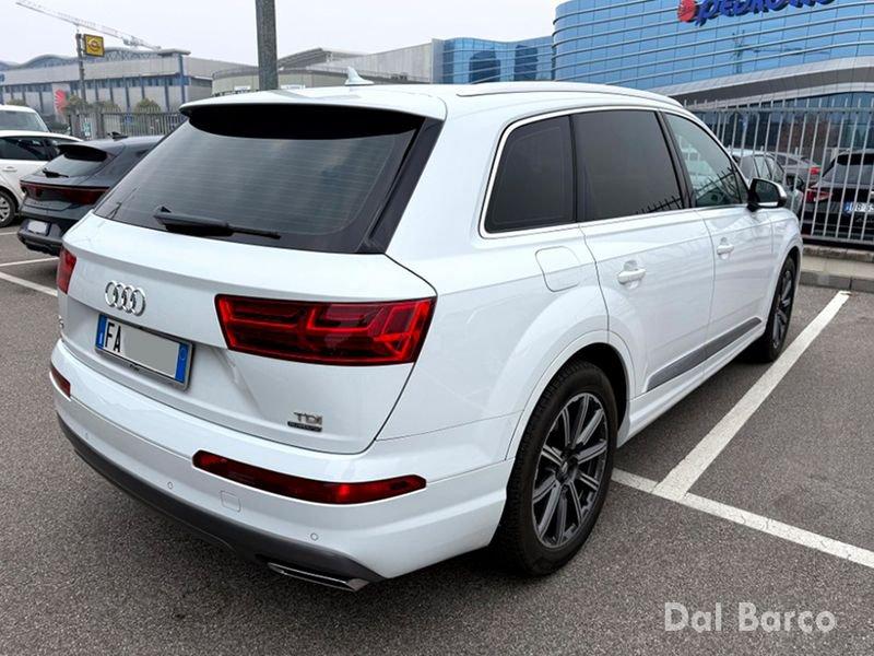 Audi Q7 V6 3.0 TDI 150kW quattro tiptronic