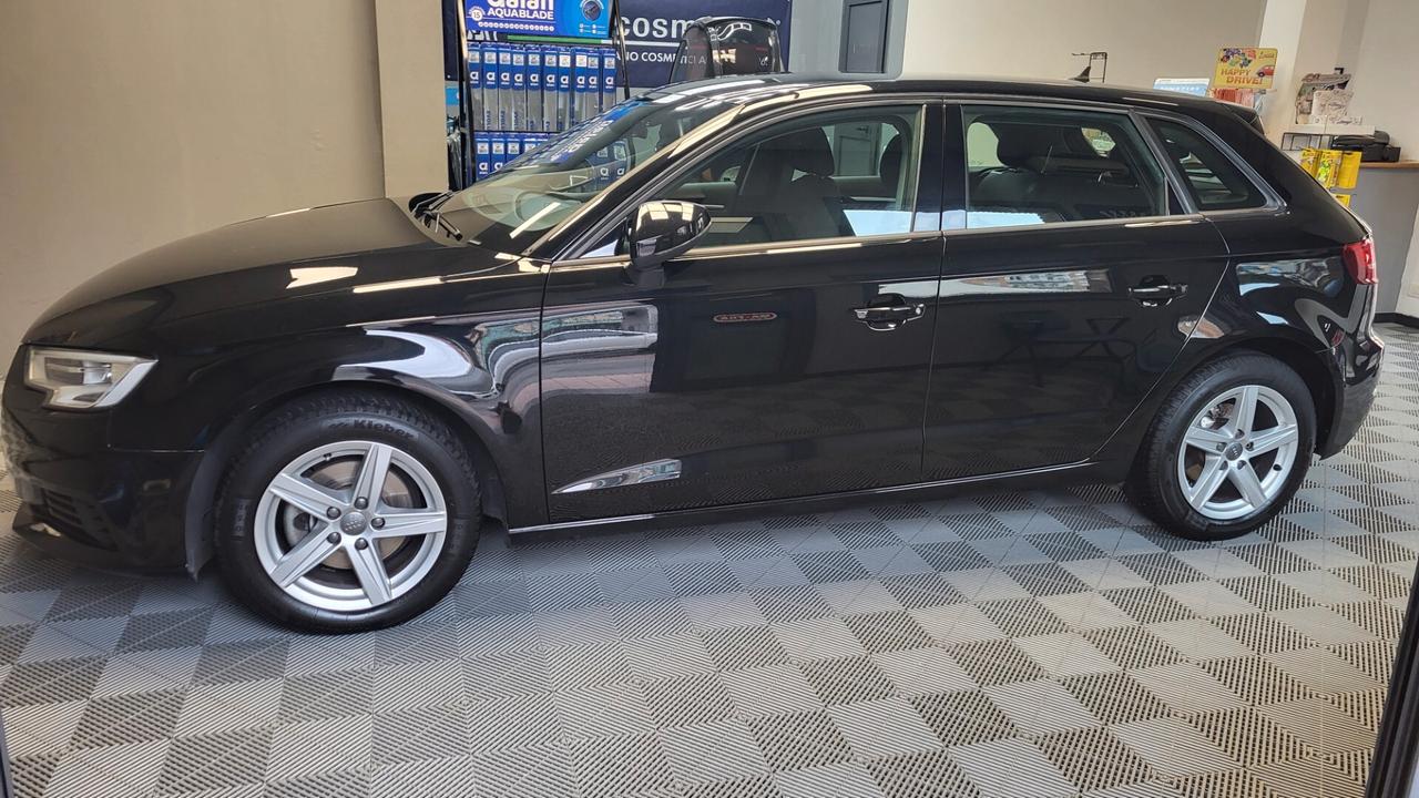 Audi A3 SPB 30 TDI S tronic Business