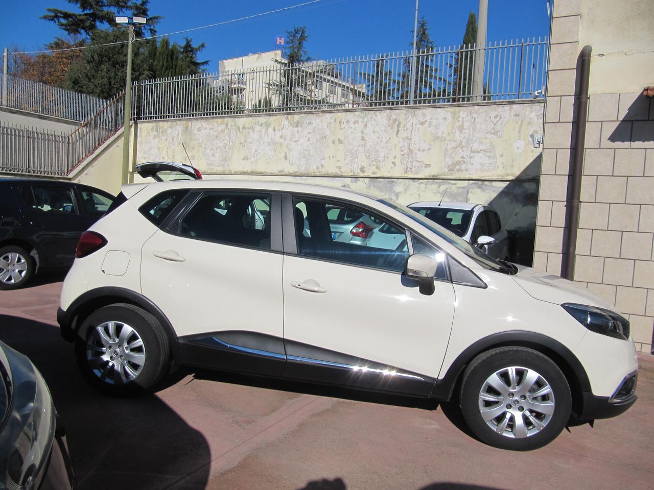 Renault Captur 1.5 dCi 8V 90 CV Start&Stop Energy R-Link - 2014