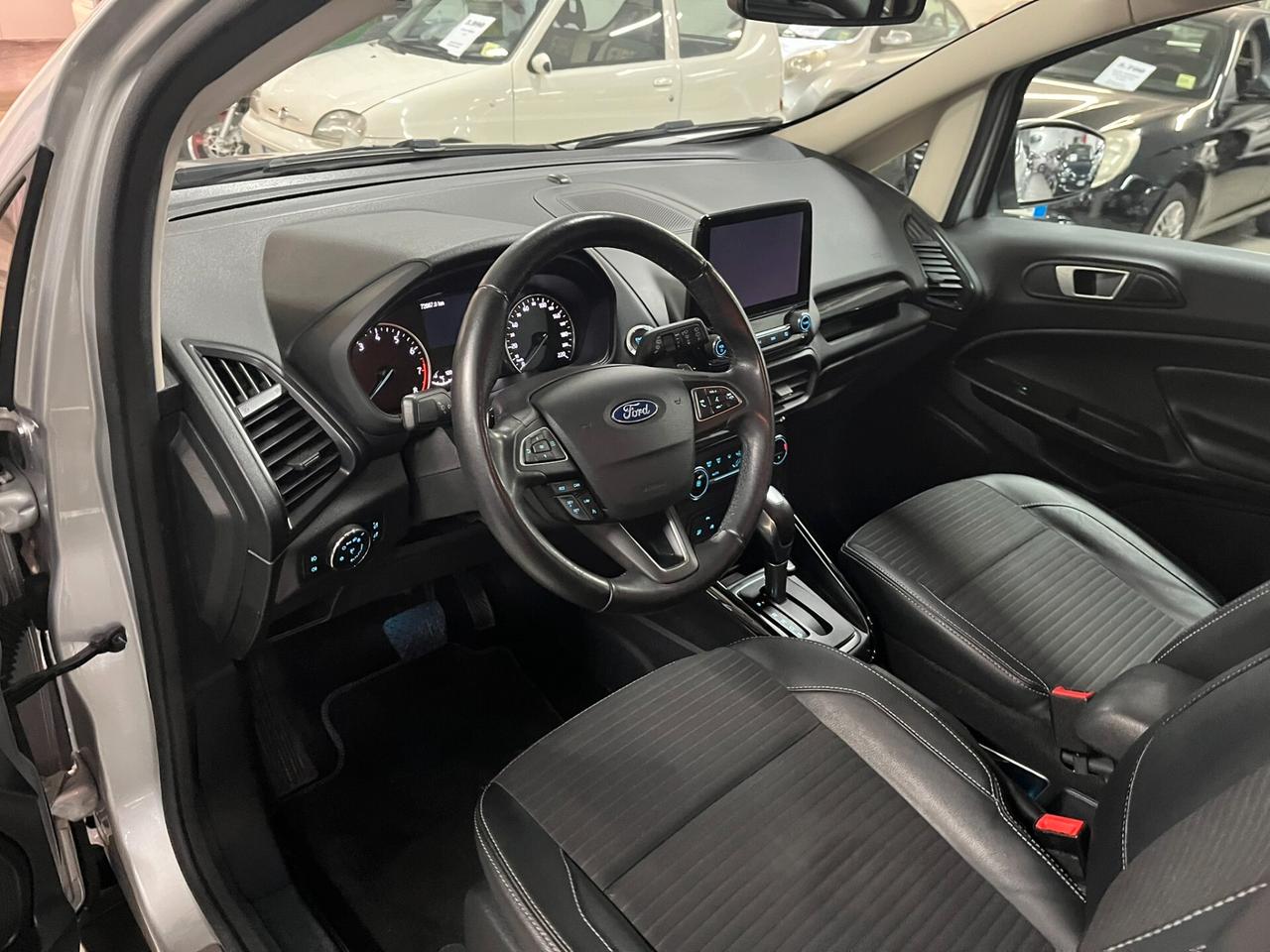 Ford EcoSport 1.0 cambio automatico, solo 70mila km