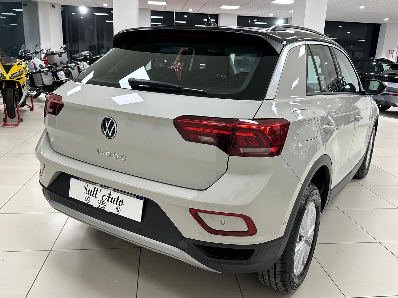 Volkswagen T-Roc 1.0 TSI 110 CV Life - 2023