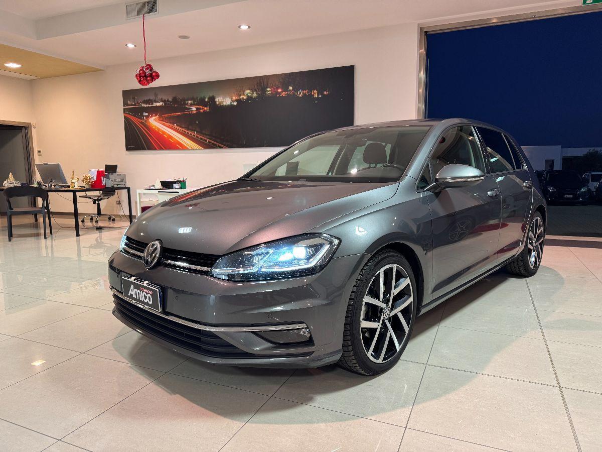 VOLKSWAGEN Golf 7.5 2.0 TDI DSG 5p. Executive Cockpit