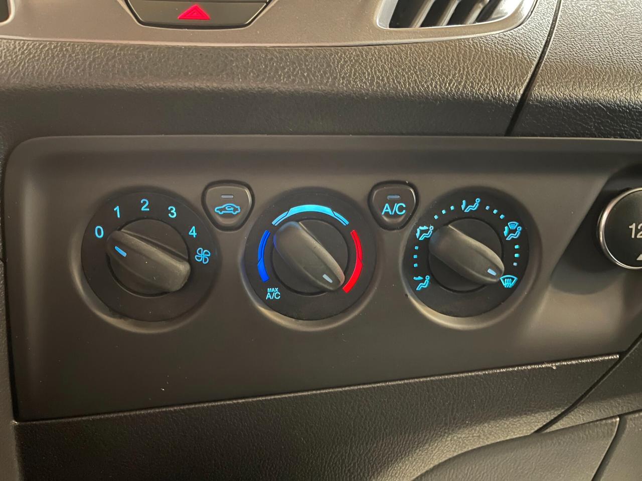 Ford Transit Custom L1H1 9 Posti-PREZZO IVA COMPRESA-LEGGI SOTTO