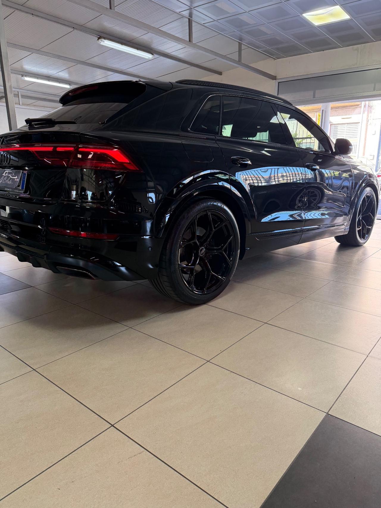 Audi Q8 SUV 45 TDI quattro tiptronic S line edition