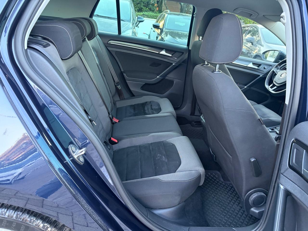 Volkswagen Golf 1.6 TDI 115 CV 5p. Highline BlueMotion Technology