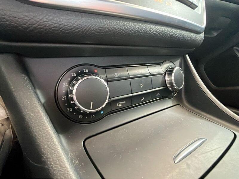 Mercedes-Benz GLA 200 CDI AUTOMATIC Premium