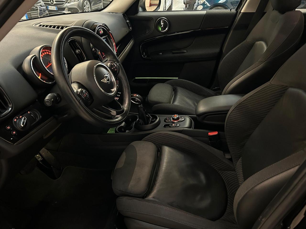 Mini Cooper D Countryman Hype Business 2.0 all4 c.auto-LEGGI SOTTO