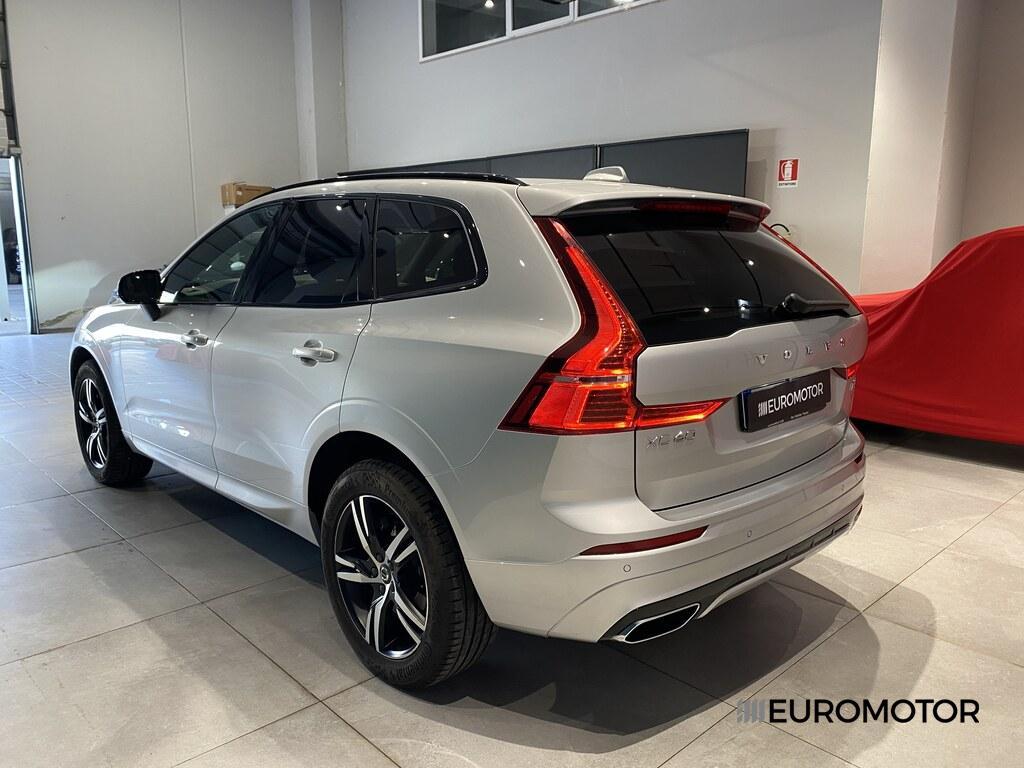 Volvo XC60 2.0 B4 R-Design AWD Geartronic