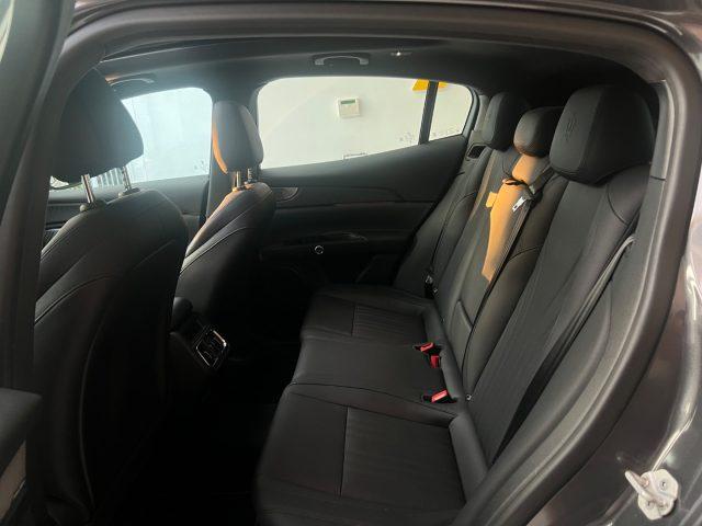 MASERATI Grecale MHEV 300 CV AWD GT tetto panoramico da?549,00
