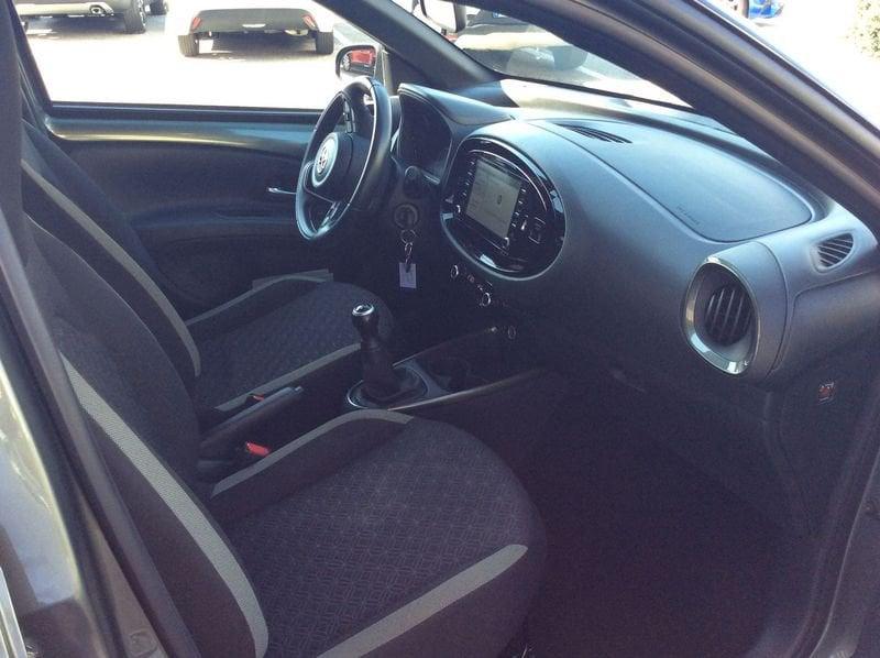 Toyota Aygo X Aygo X 1.0 VVT-i 72 CV 5 porte Trend