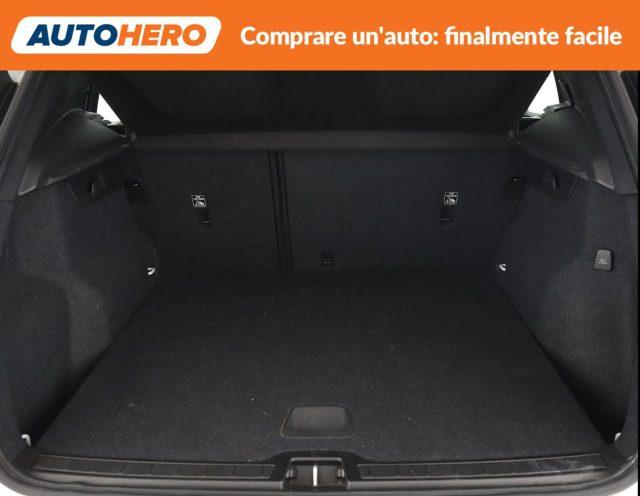 VOLVO XC40 T2 Momentum Core