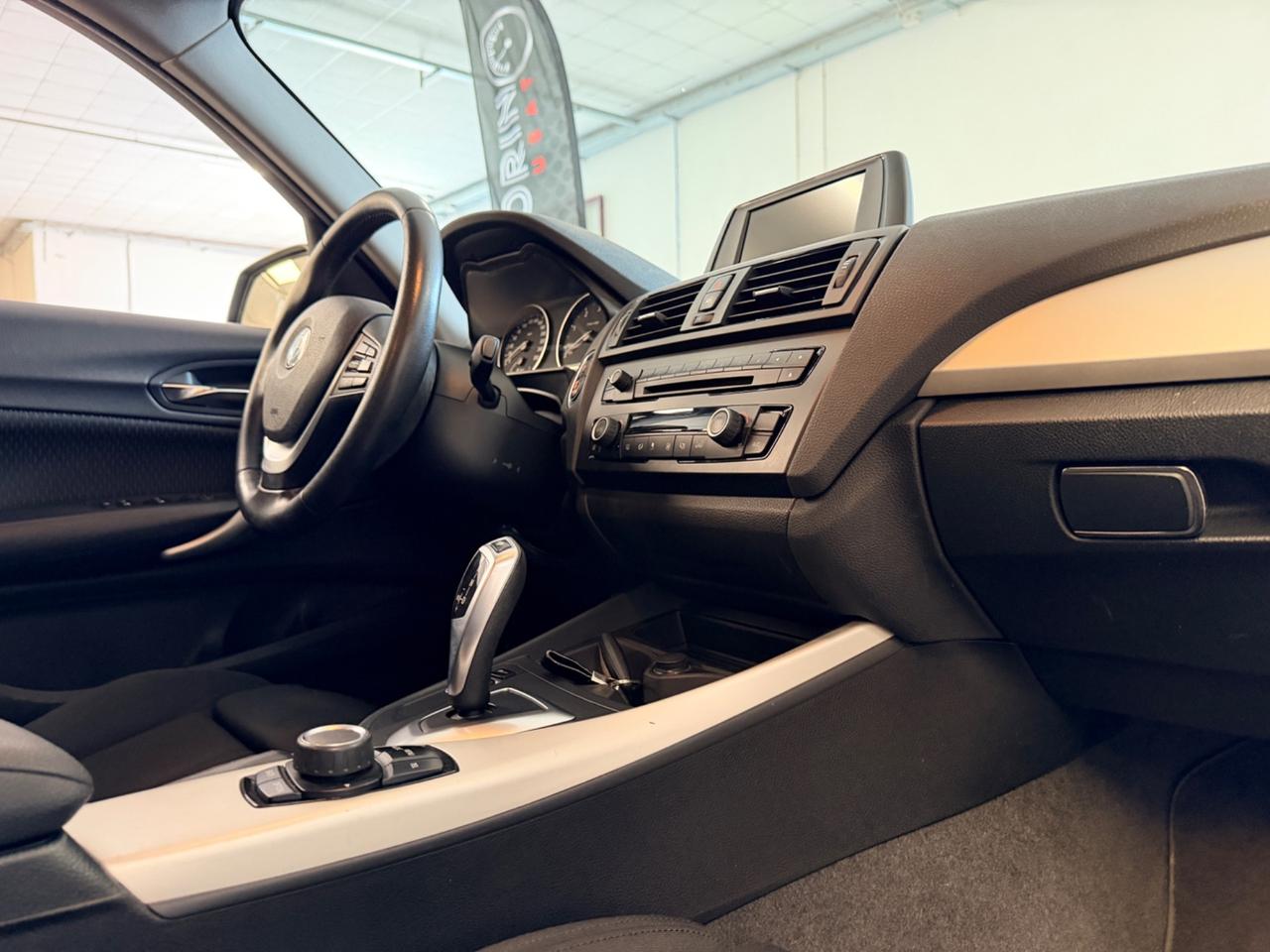 Bmw 118 118d 5p. Sport
