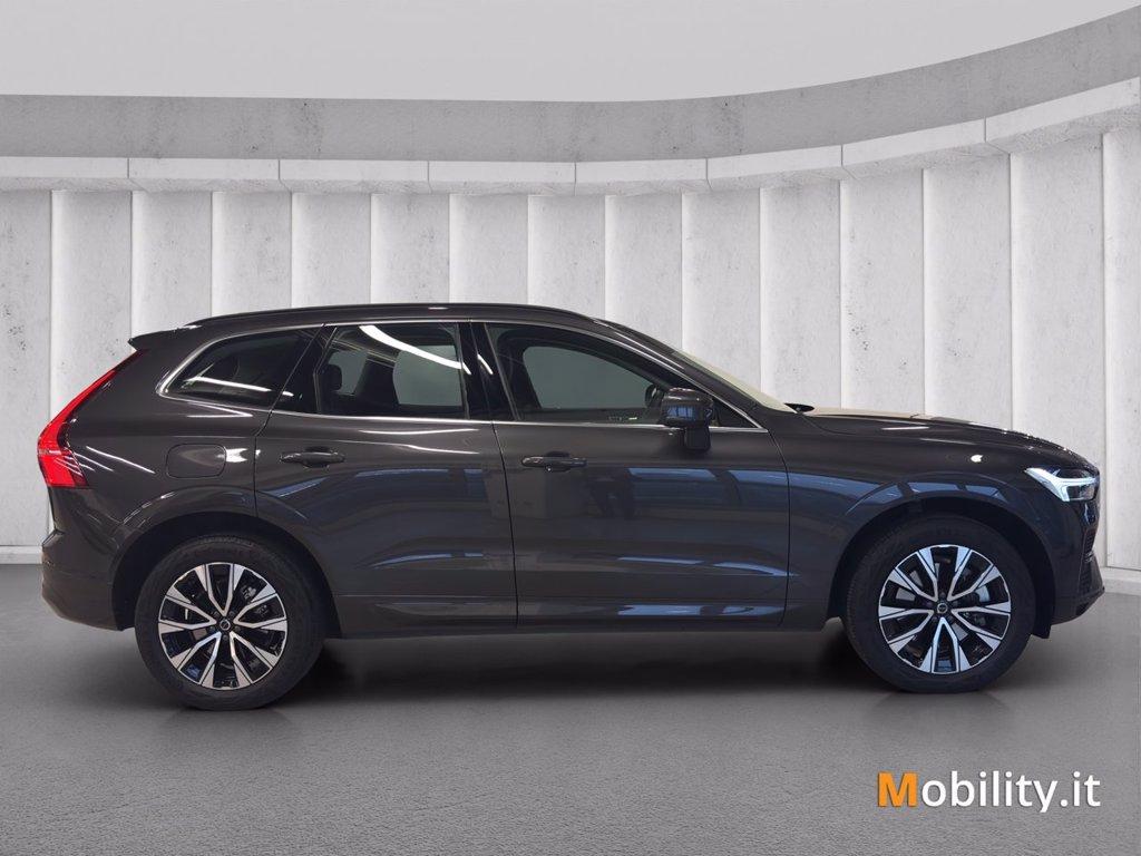 VOLVO XC60 2.0 b4 Core auto del 2024