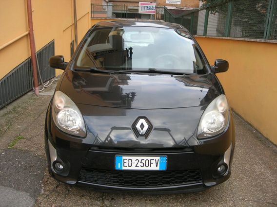 Renault Twingo 1.2 16V TCE Dynamique