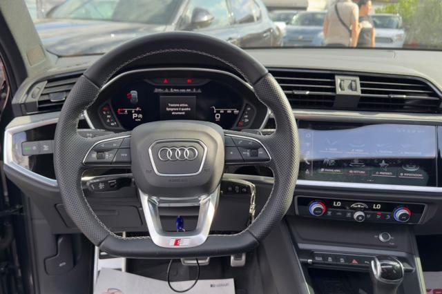 AUDI Q3 SPB 35 TDI quattro S line edition