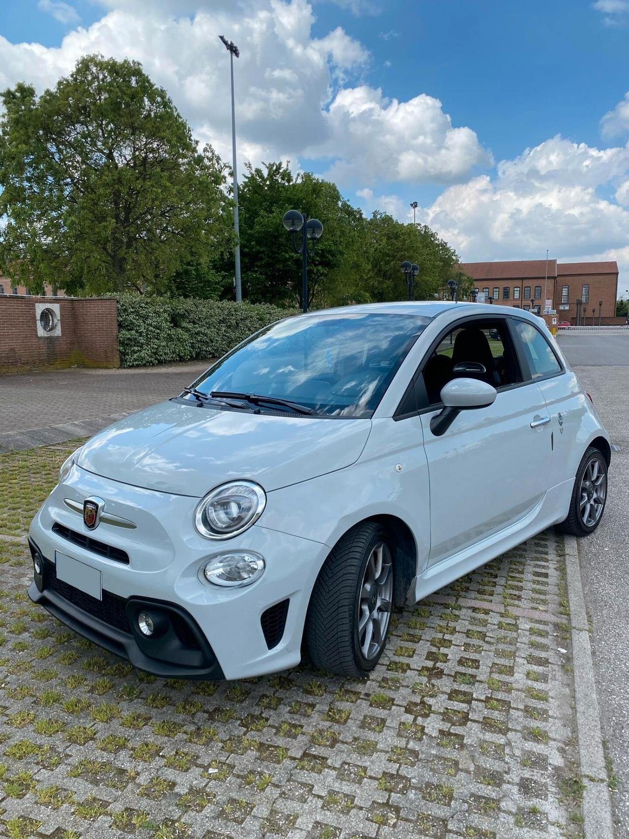 Abarth 595 1.4 Turbo T-Jet 145 CV