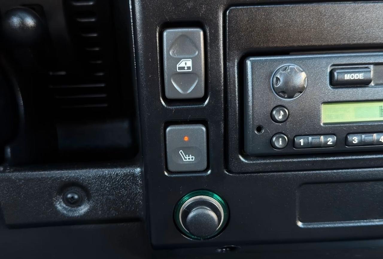 Land Rover Defender 110 E Station Wagon 10 POSTI! ARIA