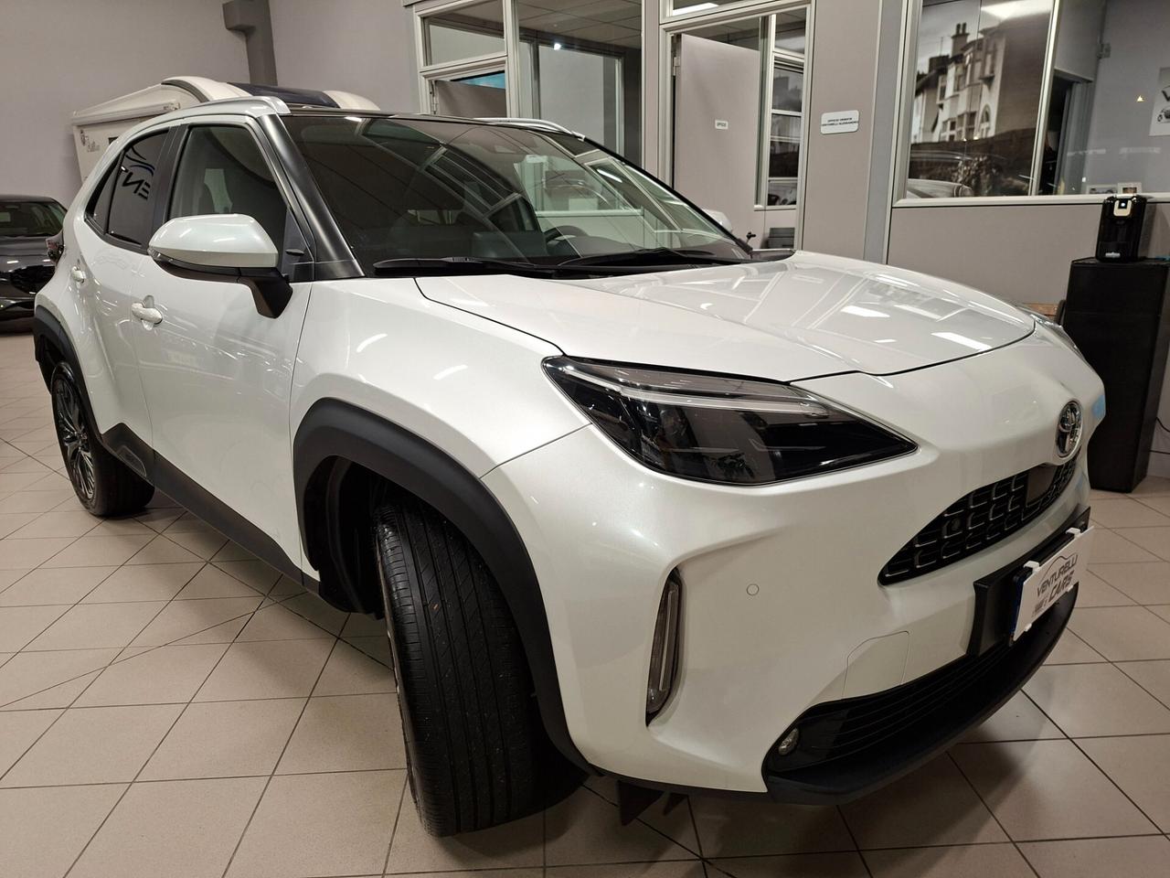 Toyota Yaris Cross 1.5 Hybrid E-CVT AWD-i Lounge