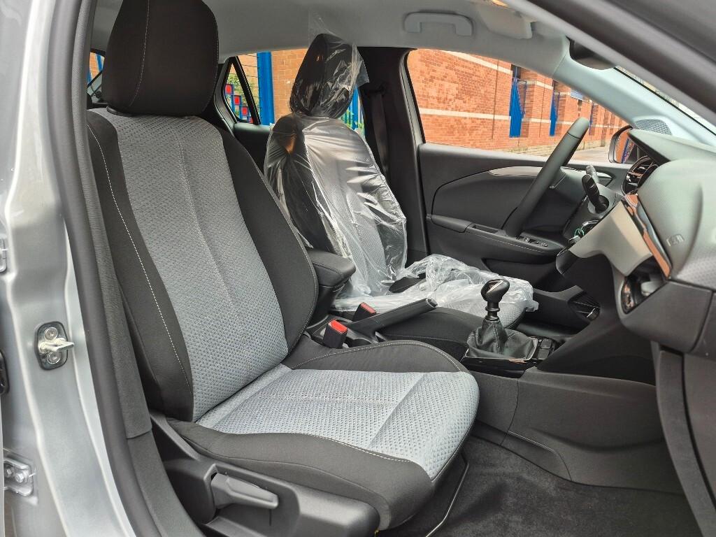 Opel Corsa 1.2 100 CV Edition