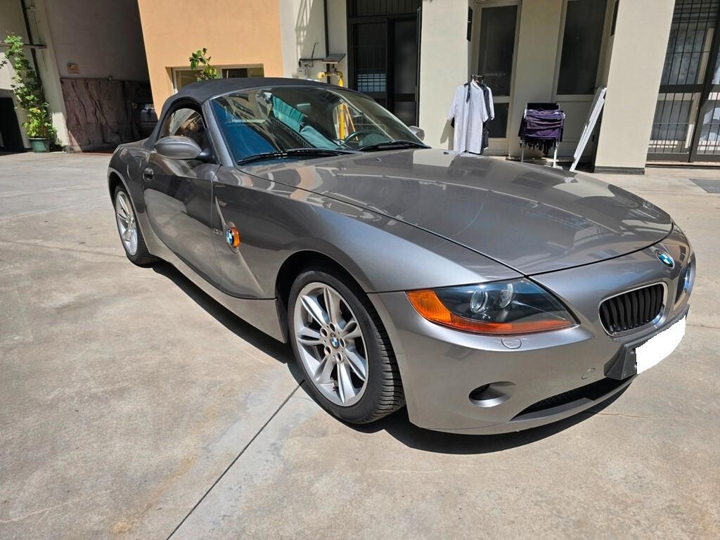Bmw Z4 2.5i cat Roadster BOOK/XENON/CRS