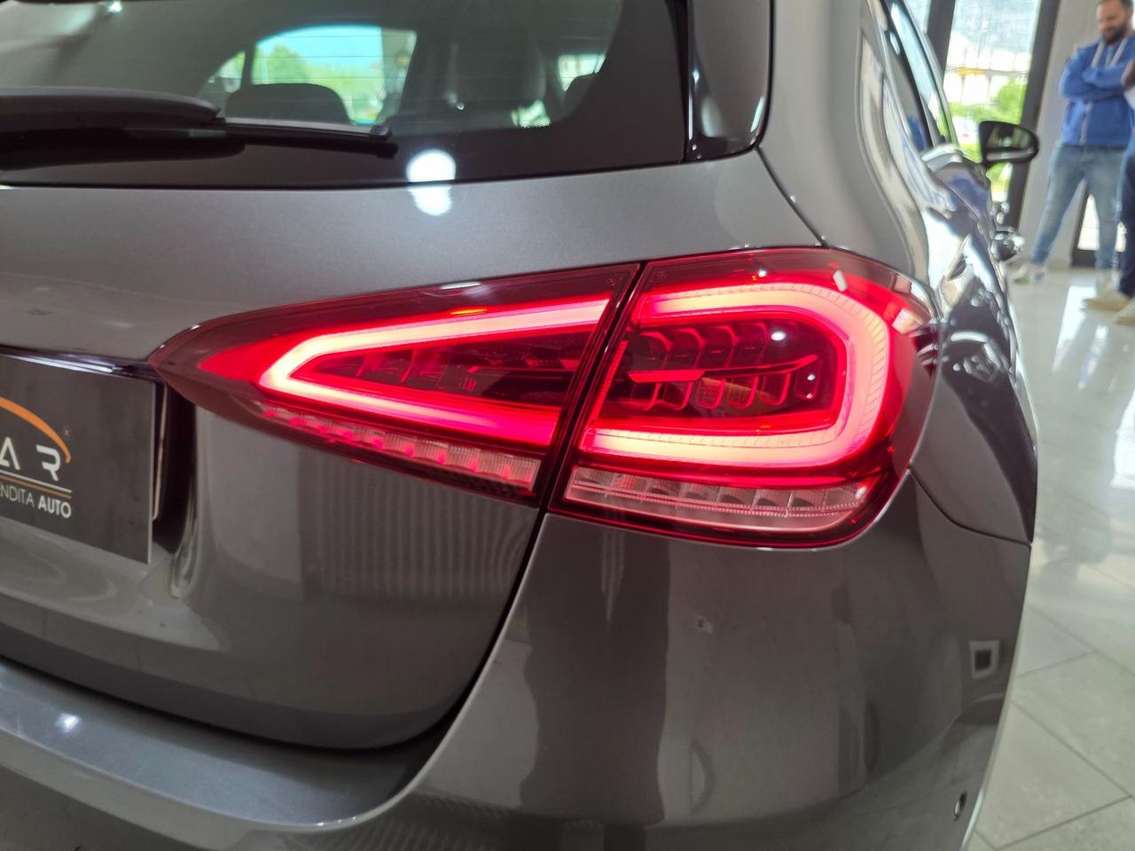 Mercedes-Benz A 180 Sport A 180 D