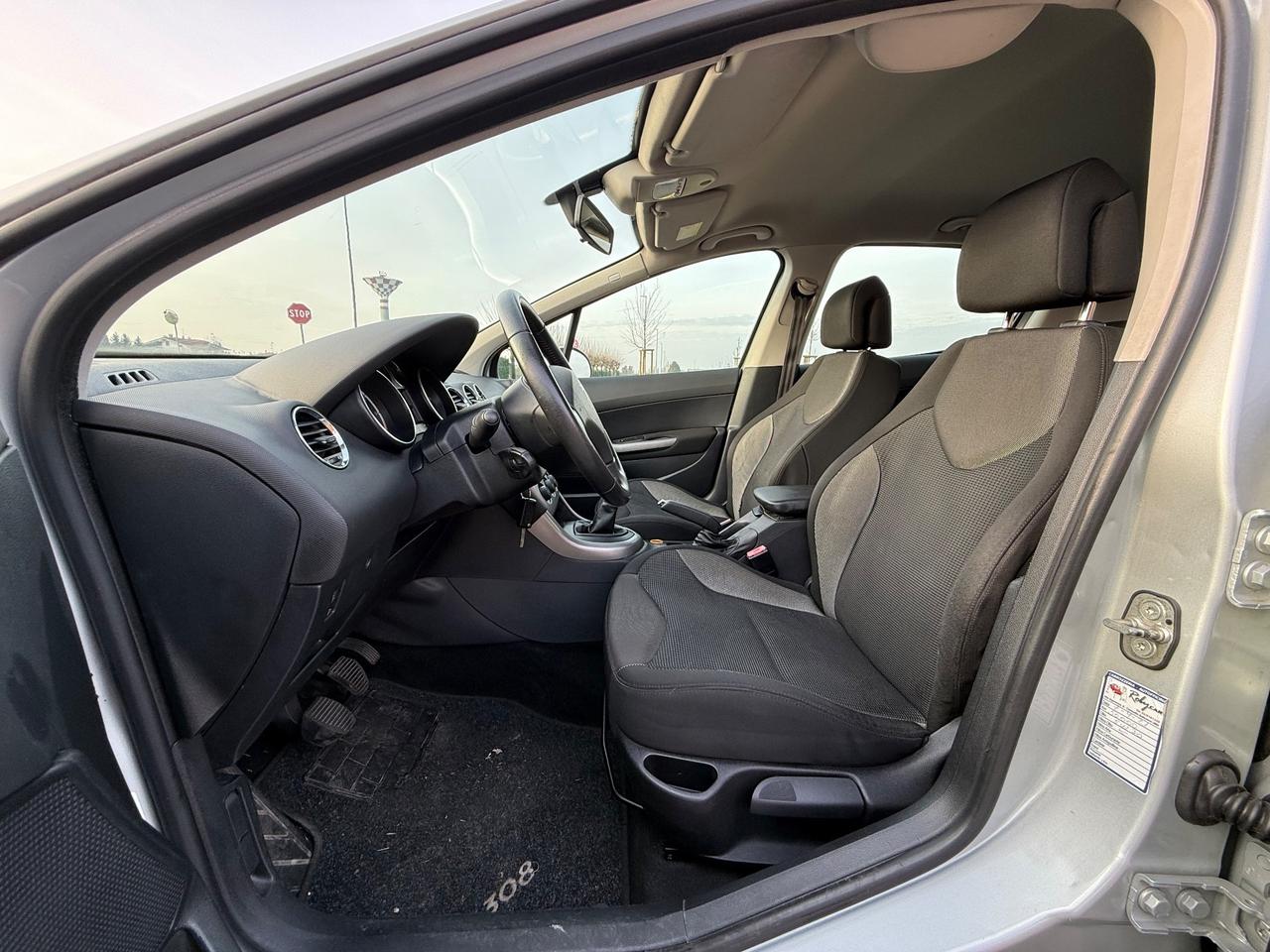 Peugeot 308 1.6 VTi 120CV 5p. Tecno