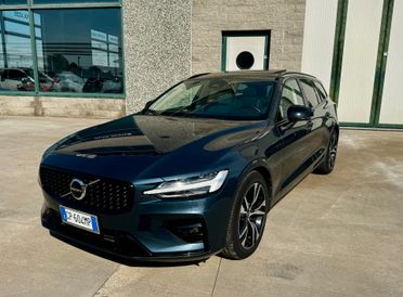 Volvo V60 2.0 B5 Ultimate Dark R Design 4x4 Mild Hybrid