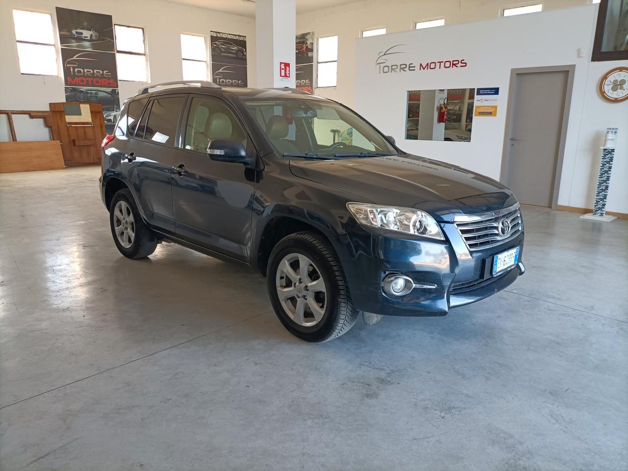 Toyota RAV 4 Crossover 2.2 D-4D 150 CV Lounge 03/2012