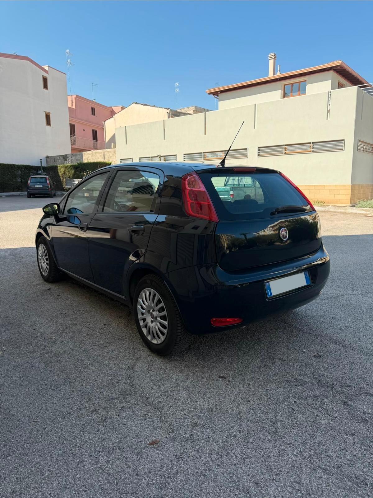 Fiat Punto 1.3 MJT II S&S 95 CV 5 porte Street
