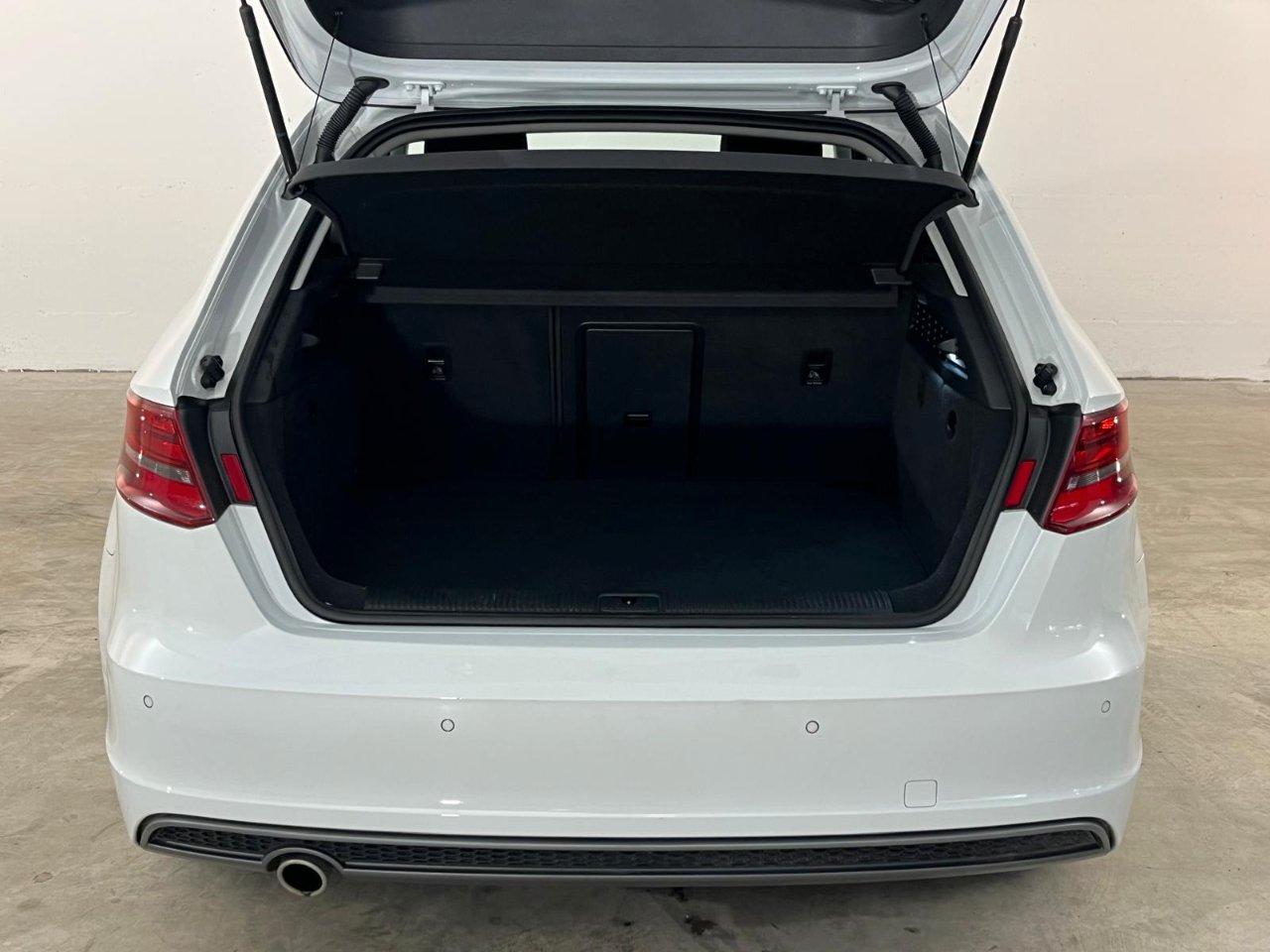 Audi A3 Sportback 1.6 tdi S Line Admired 110cv E6 *SENZA VINCOLI*