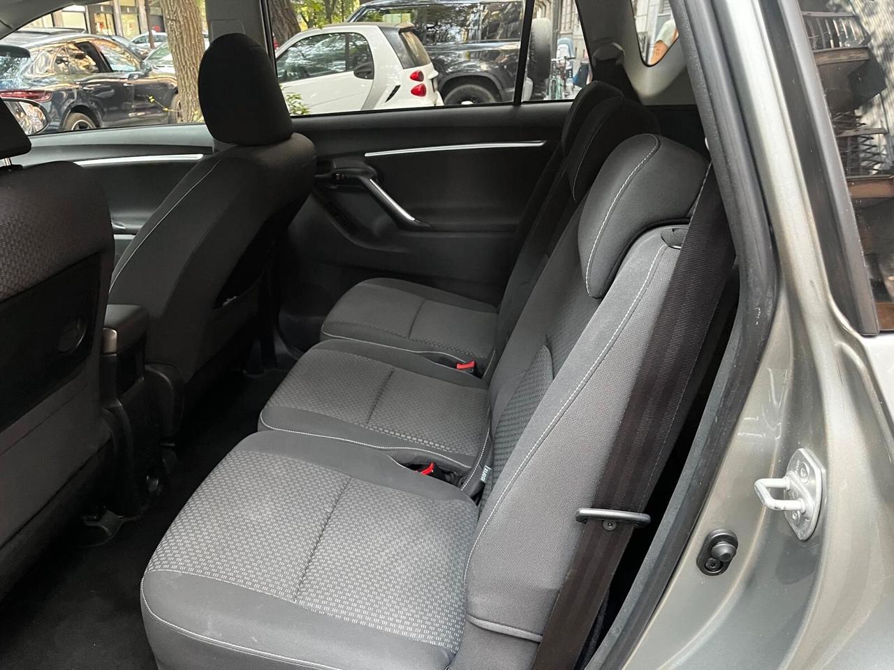 Toyota Verso 1.6 Style 7 posti